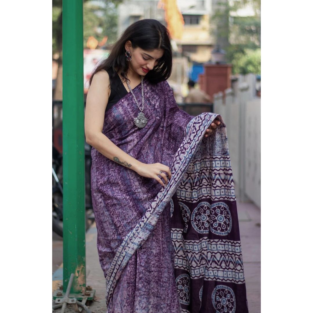 Harita Khadi Blackish Blue Maroon Saree